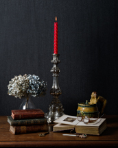 Bougie et livre